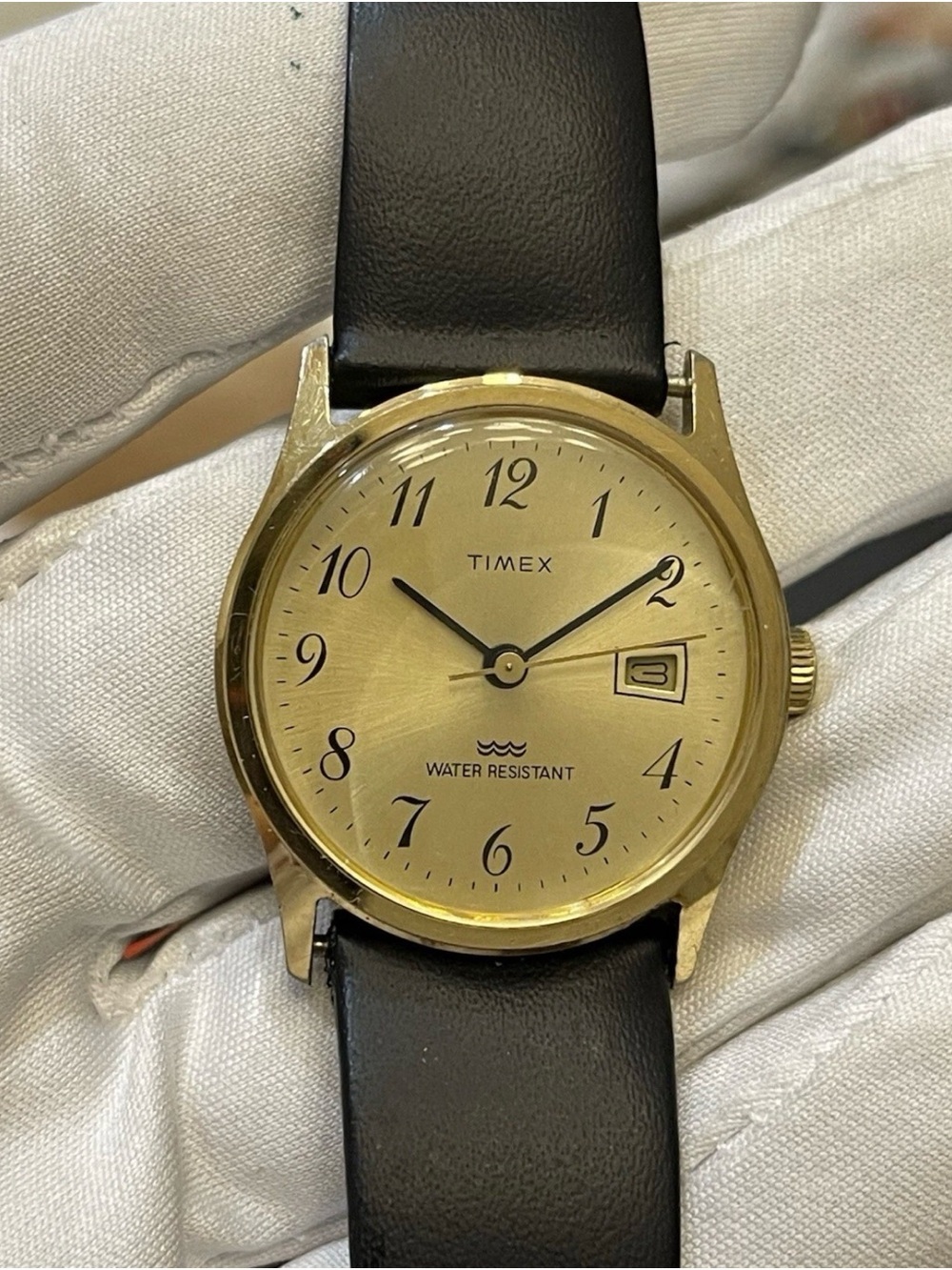 Vintage Timex Marlin Mechanical Watch Gold Tone 30mm Date Hand-Wind Runs